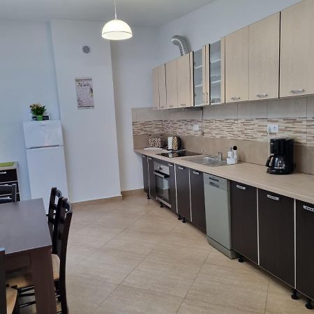 Apartament Zona Centrala Lejlighed Cluj-Napoca Eksteriør billede