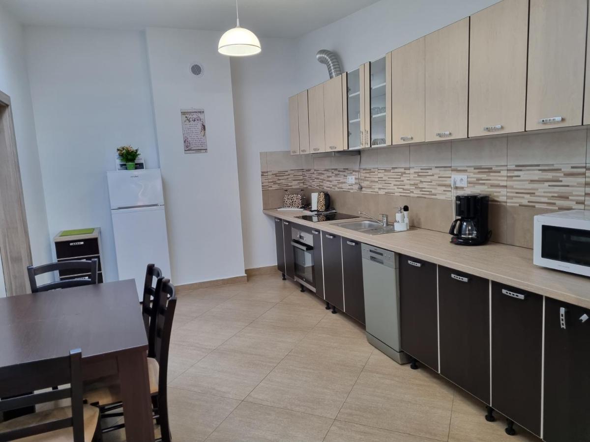 Apartament Zona Centrala Lejlighed Cluj-Napoca Eksteriør billede